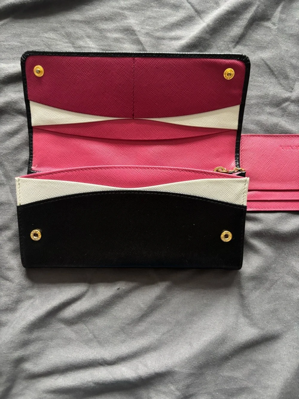 Prada wallet - Picture 9 of 9